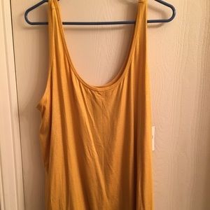 Lane Bryant gold 22/24 sleeveless top.